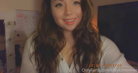 Nagie wyciekłe zdjęcie OnlyFans od Kittykimxxfree