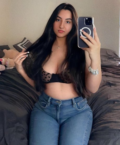 Foto desnuda filtrada de OnlyFans de Anneiise