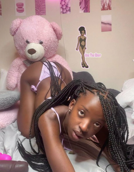 Foto nua vazada do OnlyFans de Kaethebratdoll