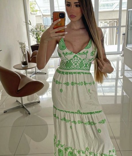 Naken läckt OnlyFans-bild av Vivi Marcon