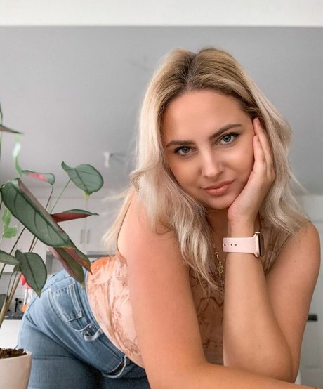 Rachelelizabeth