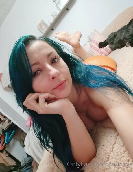 Nahá fotka uniklých OnlyFans od Puchys Love