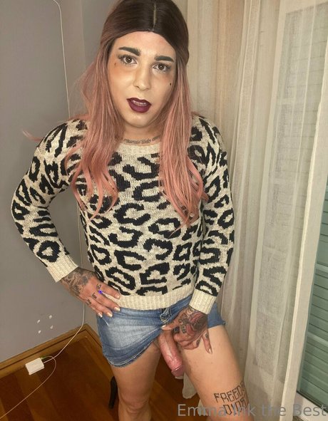 Nahá fotka uniklých OnlyFans od Emmaink13