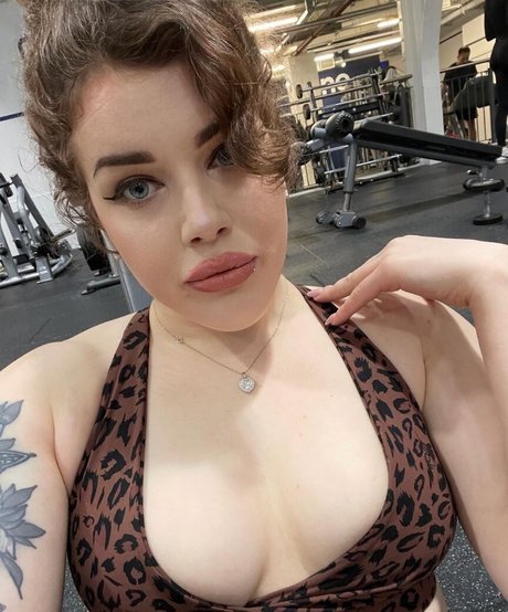 Foto desnuda filtrada de OnlyFans de Hipthrustqueen
