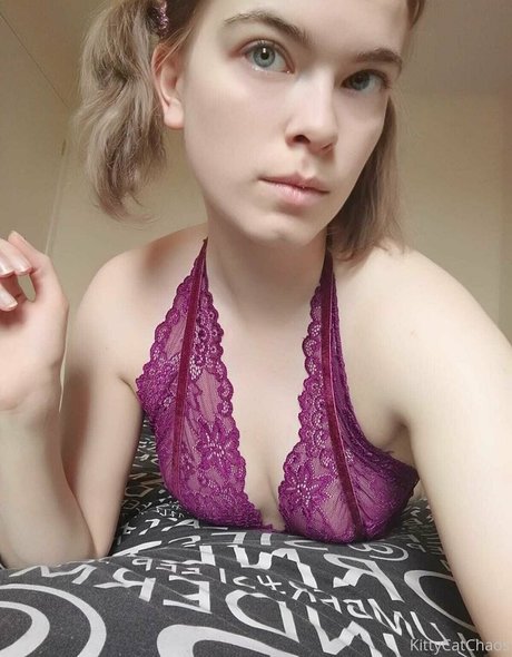 Naken läckt OnlyFans-bild av Naughtylittlekitten93