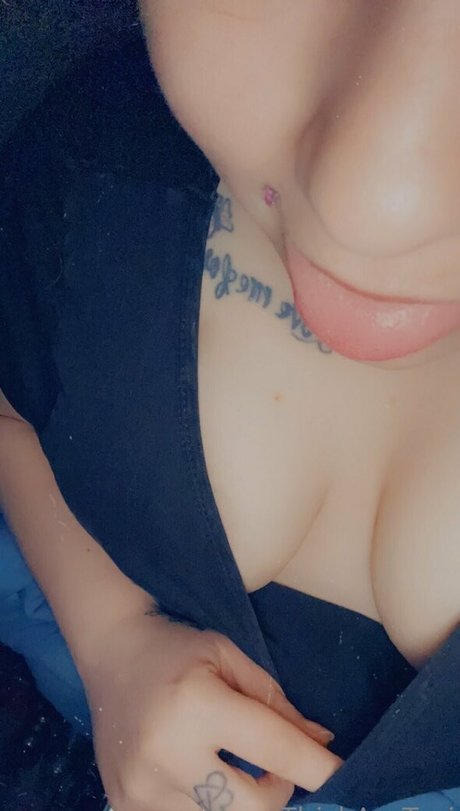 Torilynnx13  nude leaked OnlyFans photo