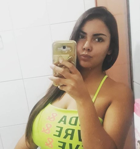 Foto di nudo di fuga di OnlyFans di Evelim Alves