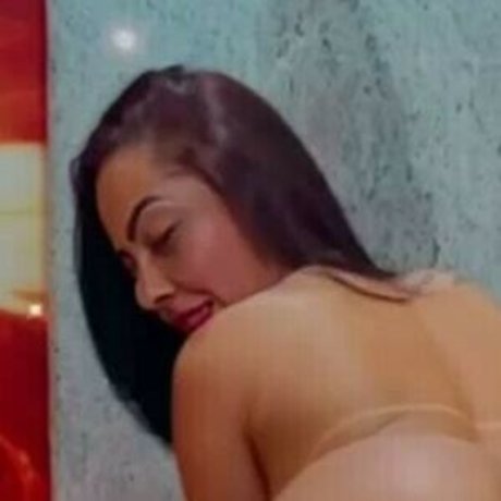 Jhenis Kutkut  nude leaked OnlyFans photo