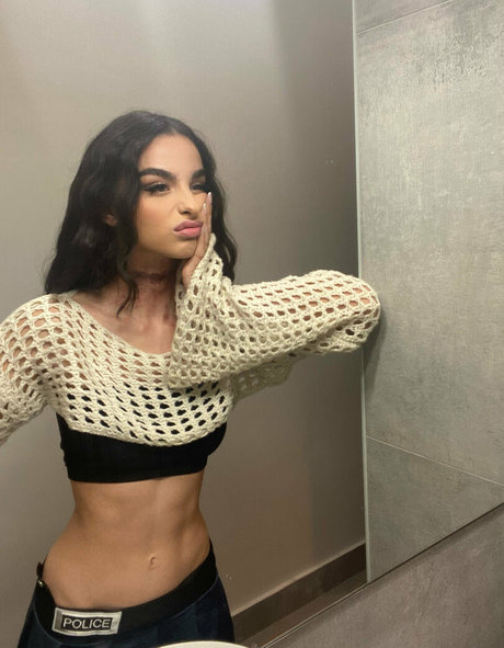 Naken lekkede OnlyFans-bilde av Daliluu