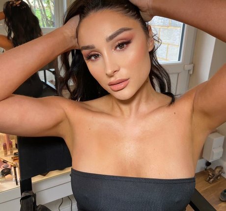 Nahá fotka uniklých OnlyFans od Coco Lodge