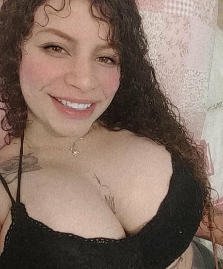 Ashley Alves