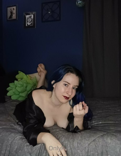 Littleladyfey