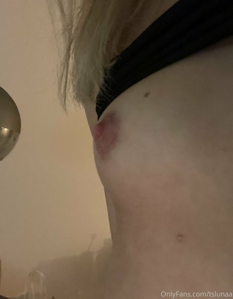 Обнаженная фотография утечки OnlyFans от Tslunaa