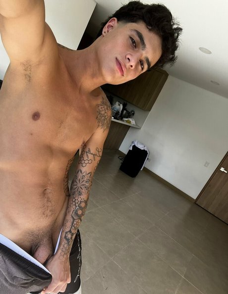 Nahá fotka uniklých OnlyFans od Josemanuelmontes