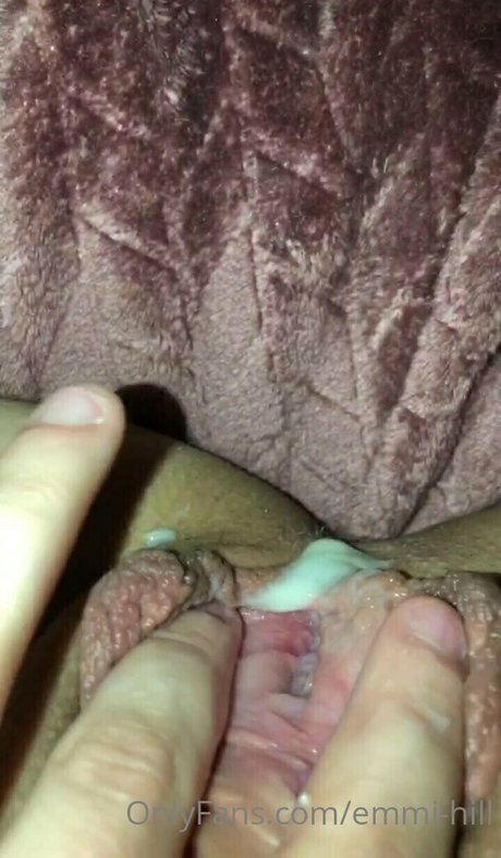 Nacktes geleaktes OnlyFans-Foto von Emmihill