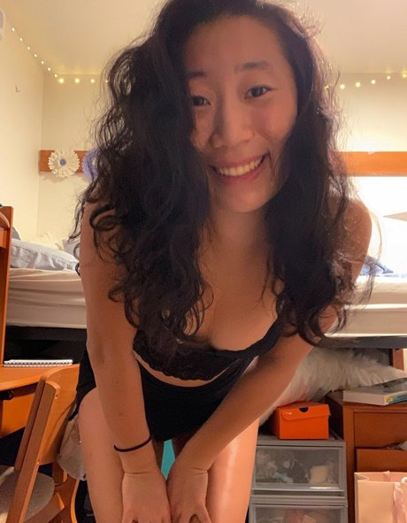 Naken läckt OnlyFans-bild av Alisonl