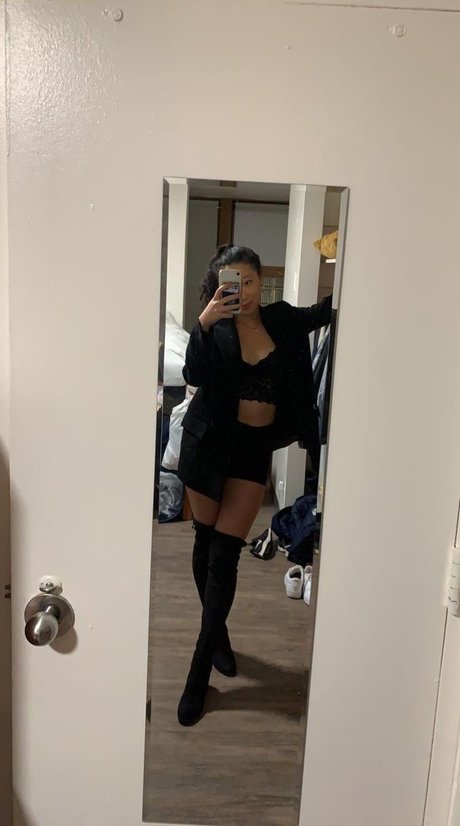 Alisonl OnlyFans 유출 누드 사진