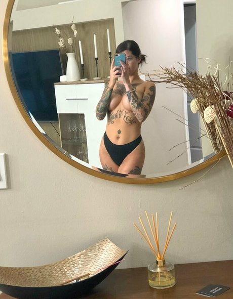 Nacktes geleaktes OnlyFans-Foto von Wonderwanny