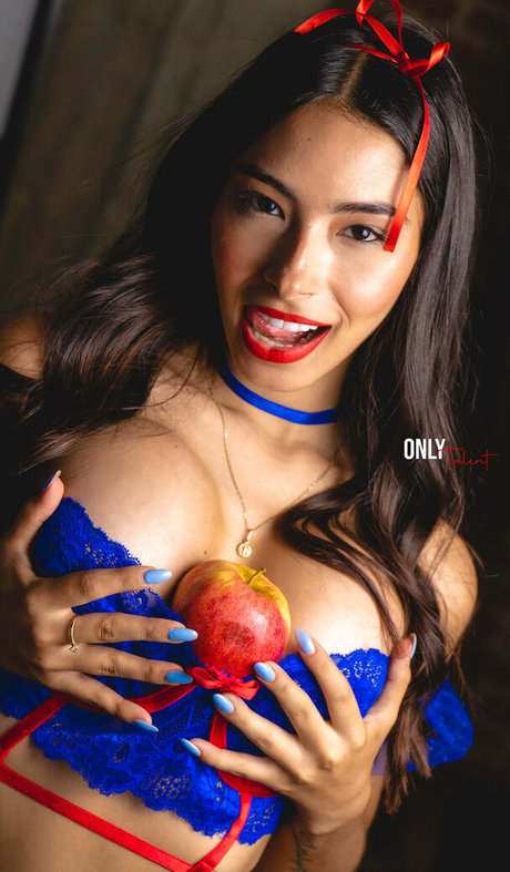 Nahá fotka uniklých OnlyFans od Danielaantury