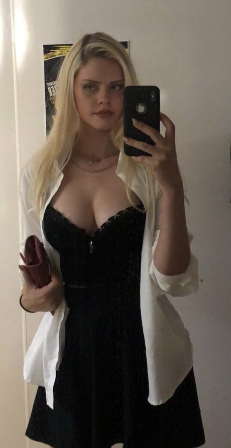 Brittvnybitchh OnlyFansリークヌード写真