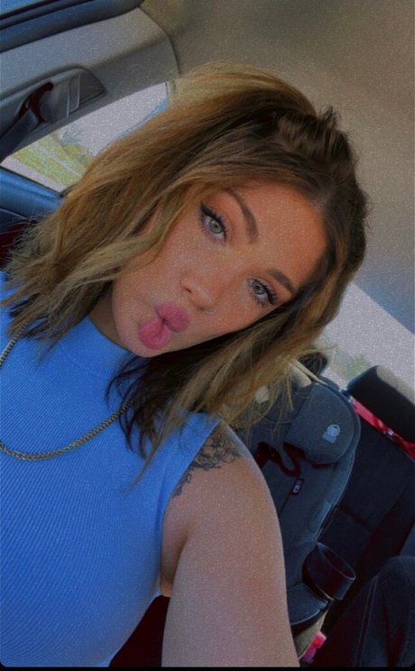 Naken läckt OnlyFans-bild av Coryn Channing