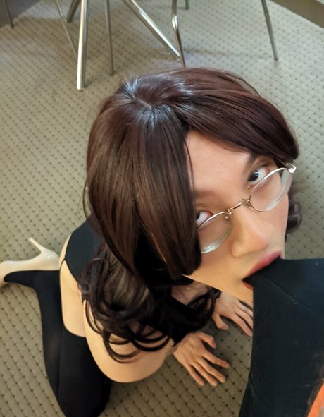 Nahá fotka uniklých OnlyFans od Asiansissycd