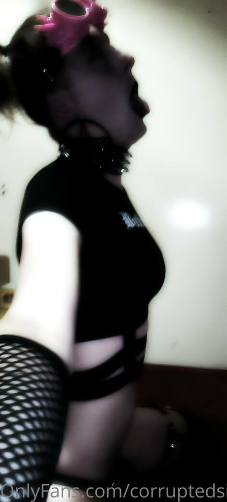 Photo nue de fuite OnlyFans de Corruptedsissybimbodoll