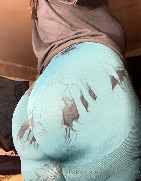 Обнаженная фотография утечки OnlyFans от Tropicmisfire
