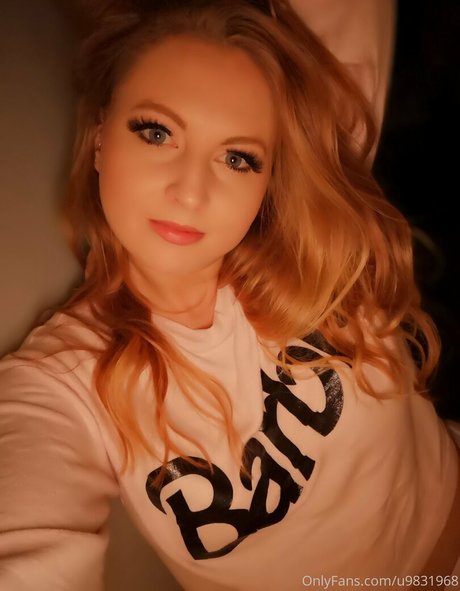Nahá fotka uniklých OnlyFans od Gushinggeegeefree