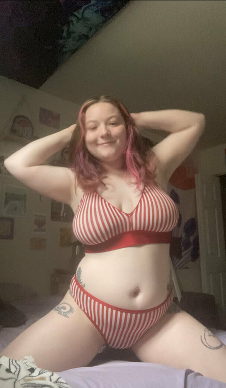 Nahá fotka uniklých OnlyFans od Lildeviant420
