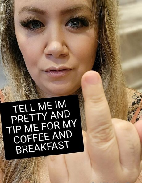 Naken läckt OnlyFans-bild av Callmemrsgrey