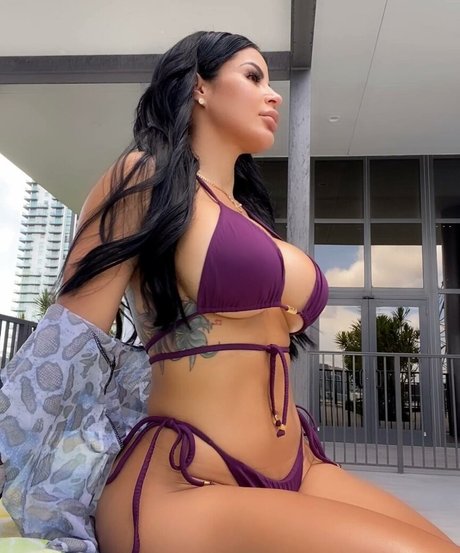 Nahá fotka uniklých OnlyFans od Yadydiva
