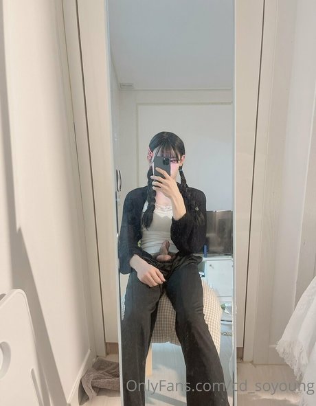 Nahá fotka uniklých OnlyFans od Cdsoyoung