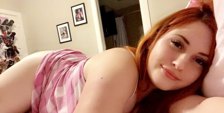 Naken läckt OnlyFans-bild av Allybuns