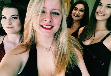 Naken läckt OnlyFans-bild av Bridget N