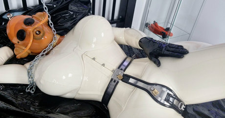 Foto di nudo di fuga di OnlyFans di Rubberdollemma