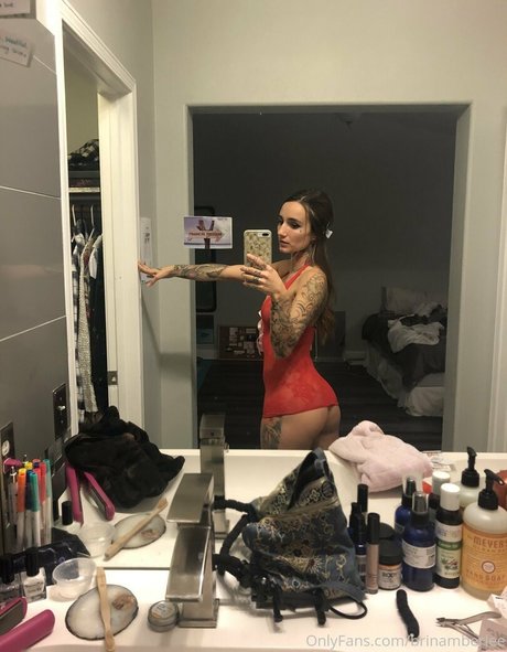 Naken lekkede OnlyFans-bilde av Brinamberlee