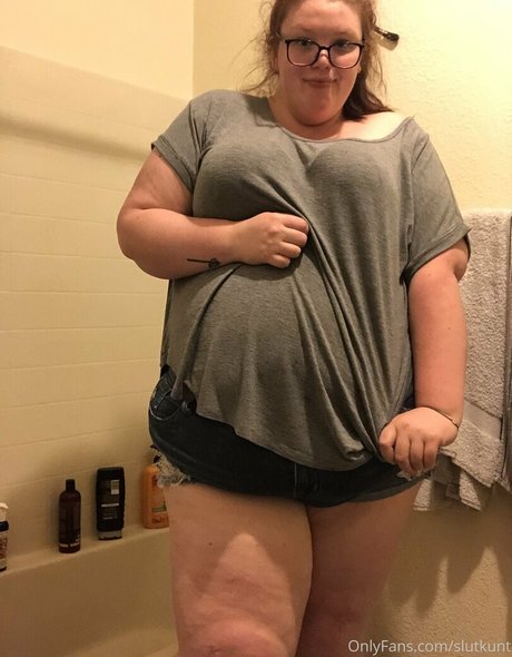 Naken läckt OnlyFans-bild av Slutkunt