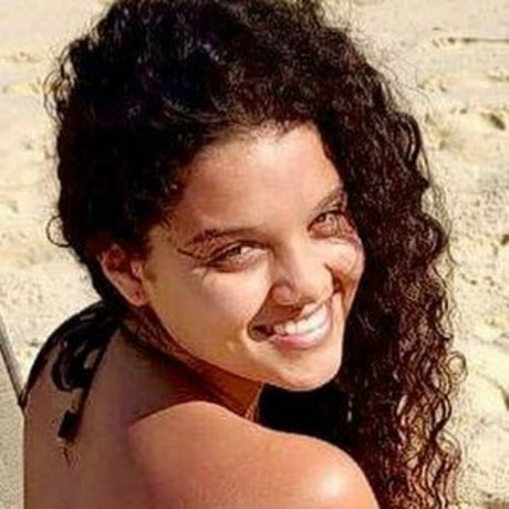 Nahá fotka uniklých OnlyFans od Danielle Olimpia