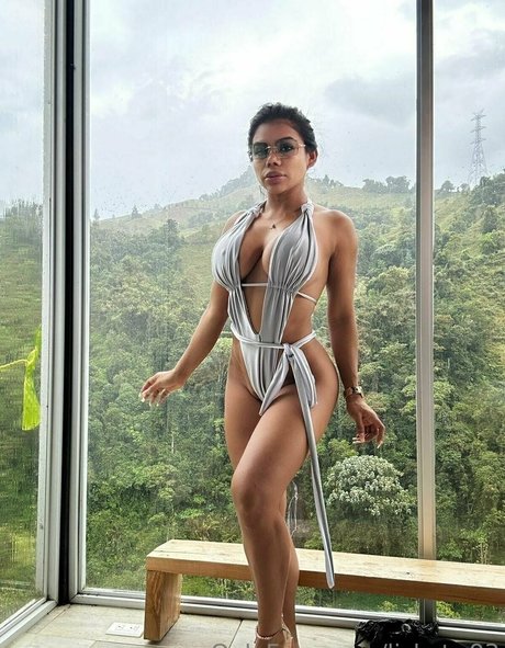 Alaston vuotanut OnlyFans-kuva Lizkaty93