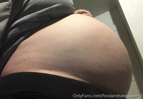 Nagie wyciekłe zdjęcie OnlyFans od Foodandsexsorcery2