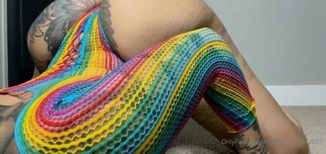 Naakte gelekte OnlyFans-foto van Megan Denise