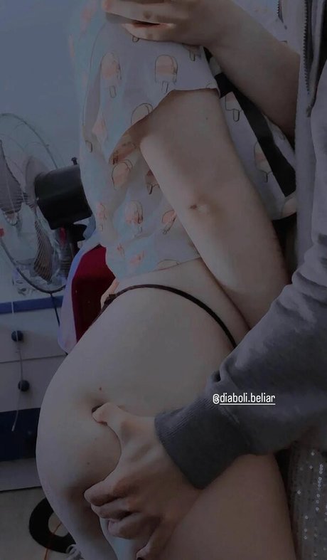 Обнаженная фотография утечки OnlyFans от Xionkoroleva