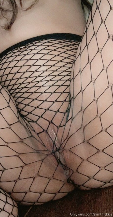 Обнаженная фотография утечки OnlyFans от Slimthickkie