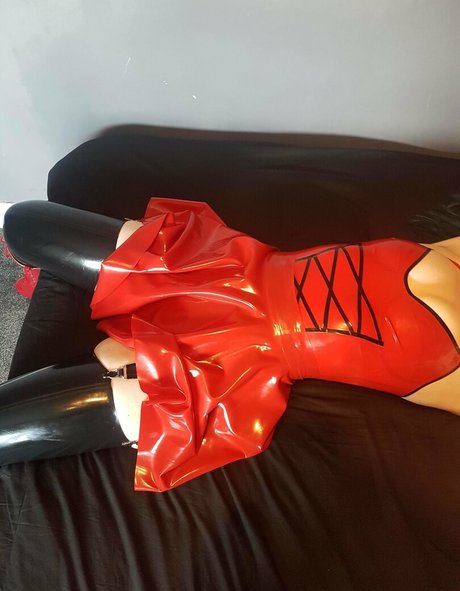 Rubberkittyrosa