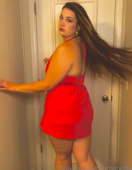 Nahá fotka uniklých OnlyFans od Urbabelily