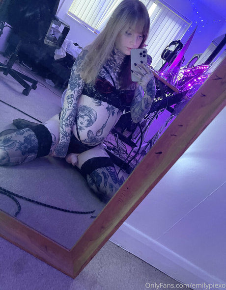 Emilypiexo