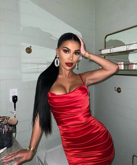Alasti lekkinud OnlyFans-i pilt Isabel Raad