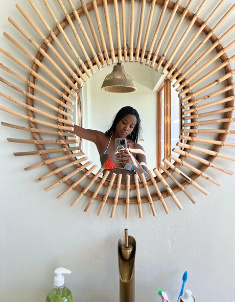 Alasti lekkinud OnlyFans-i pilt Onlybombshell