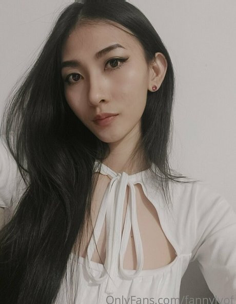 Nahá fotka uniklých OnlyFans od Fannylyof